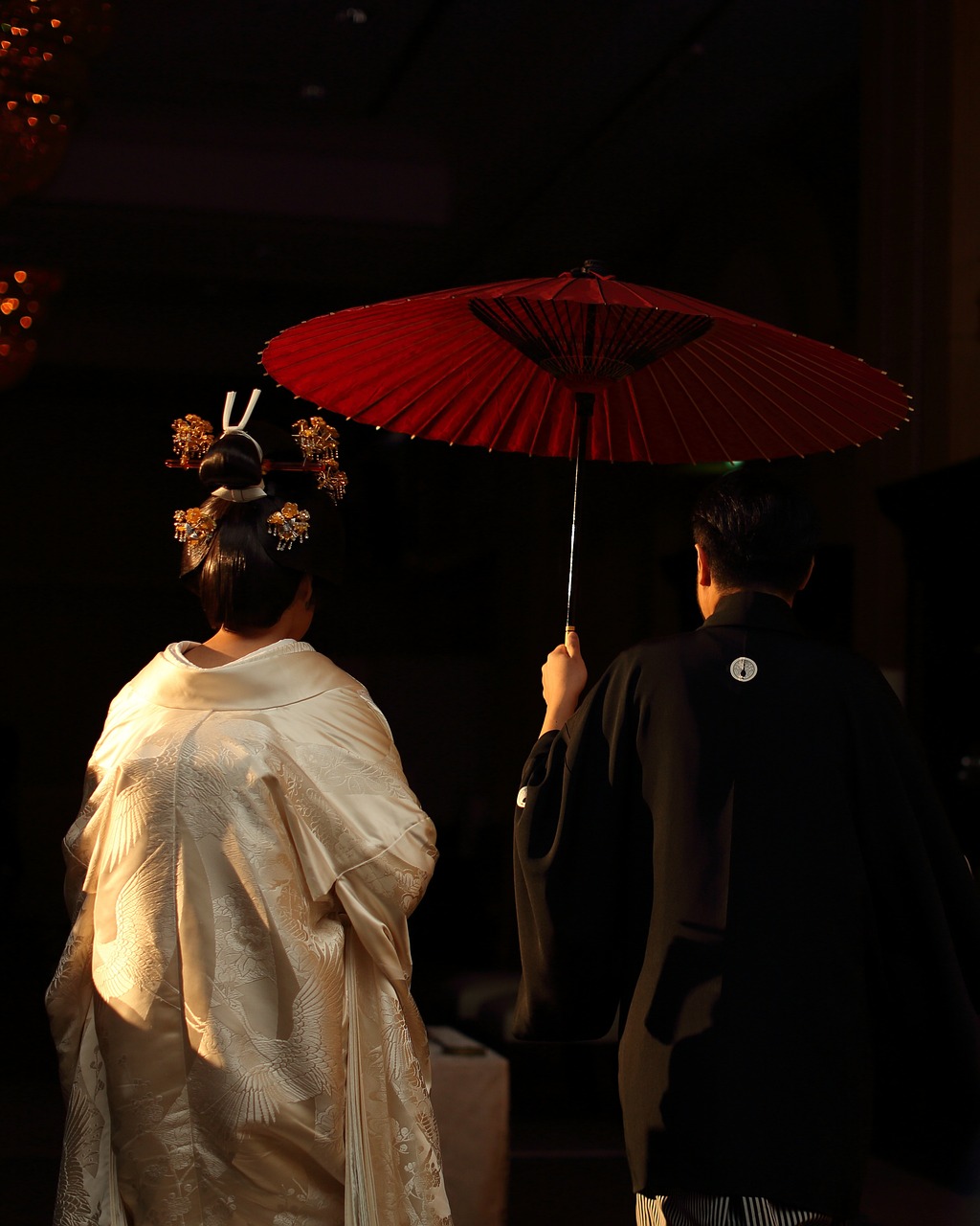 日本疫情下的哀与乐，诗句中的情感共鸣