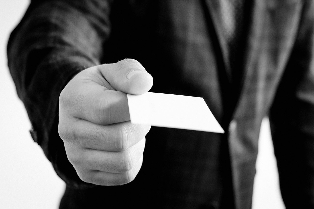 日本疫情死亡人数激增，社会影响与反思