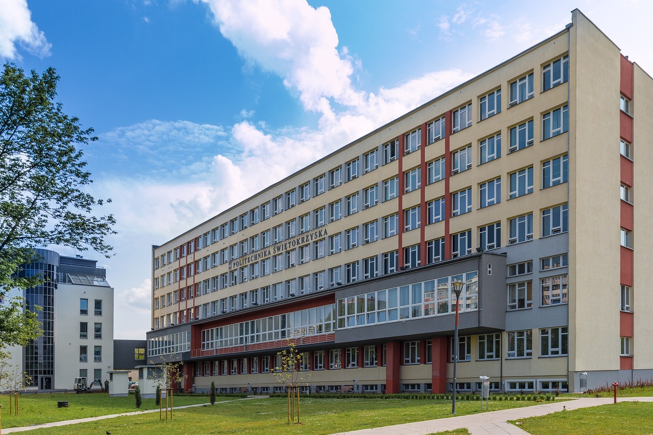 重庆疫情源头城市管理学院（重庆疫情 源头）