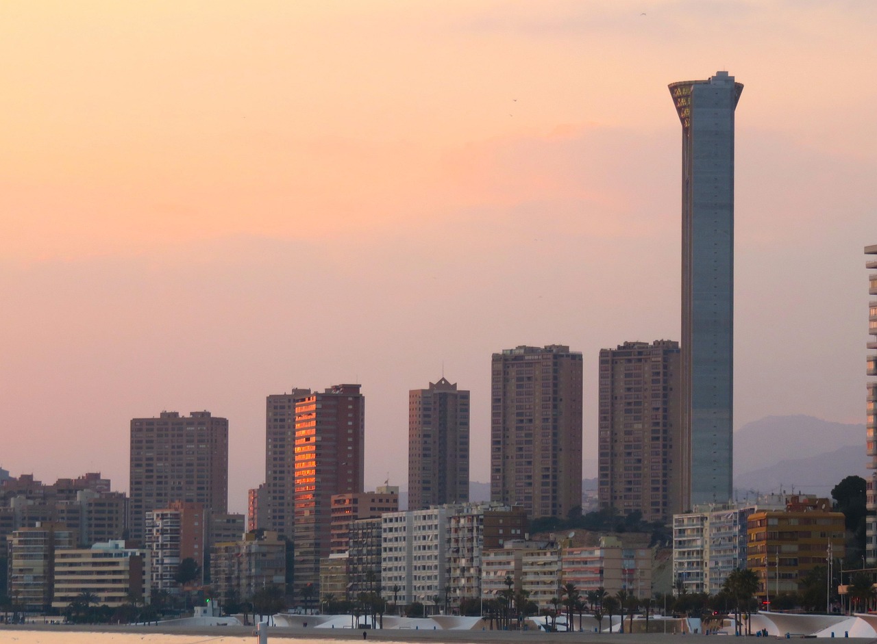 为什么广州疫情控制得比深圳好（为什么广州疫情控制得比深圳好呢）